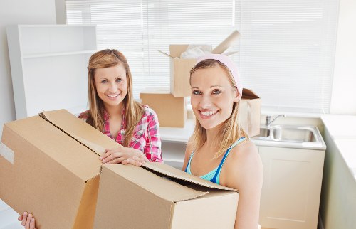 Professional moving and delivery service in Bloomsbury neighborhood